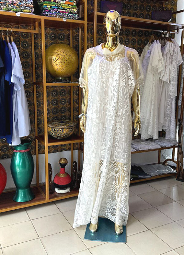 Robe-8 – Image 3